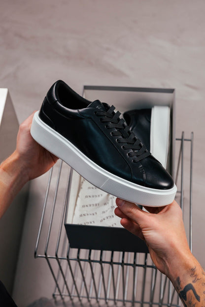 LEATHER TRAINER - BLACK