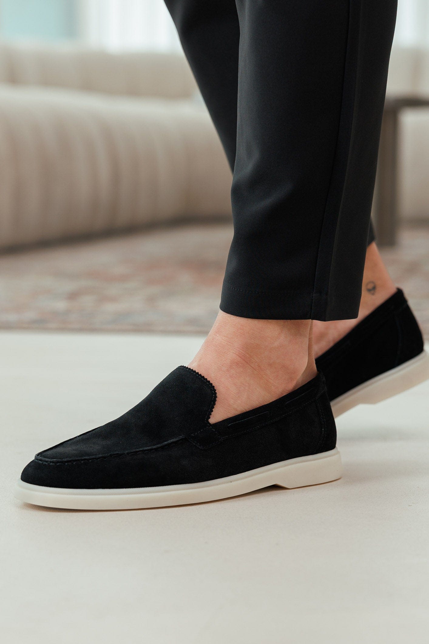 SUEDE LOAFER - BLACK