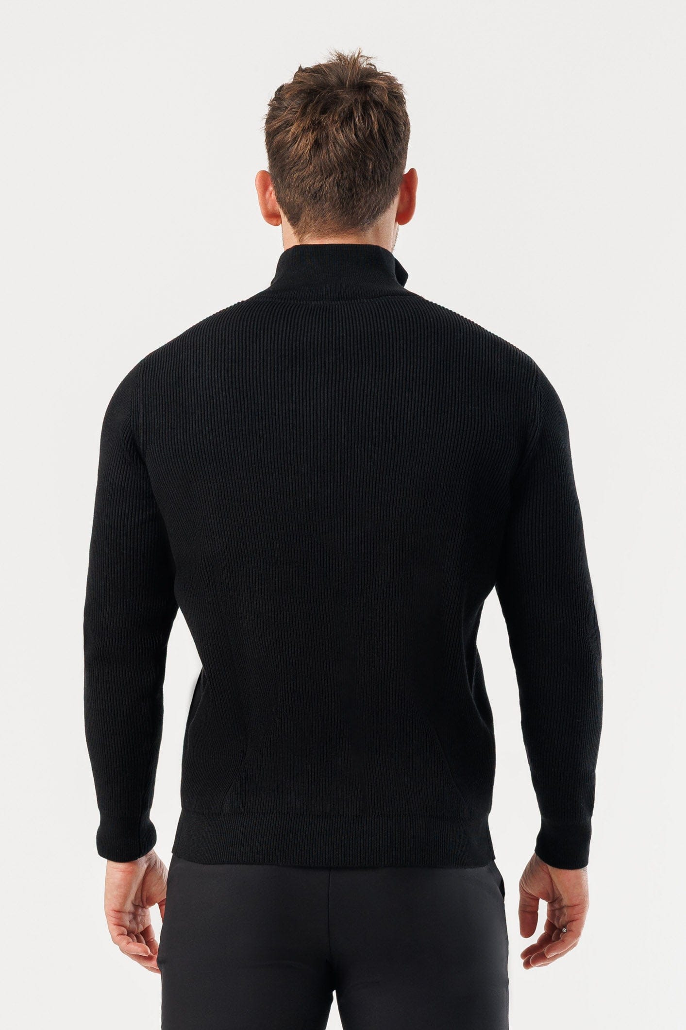RIDGE KNIT QUARTER ZIP - BLACK