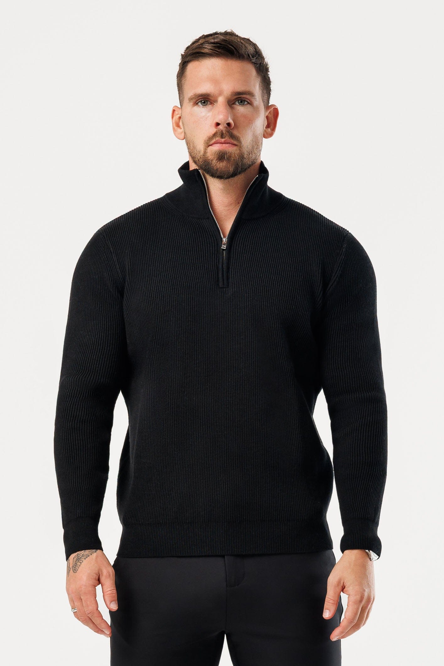 RIDGE KNIT QUARTER ZIP - BLACK