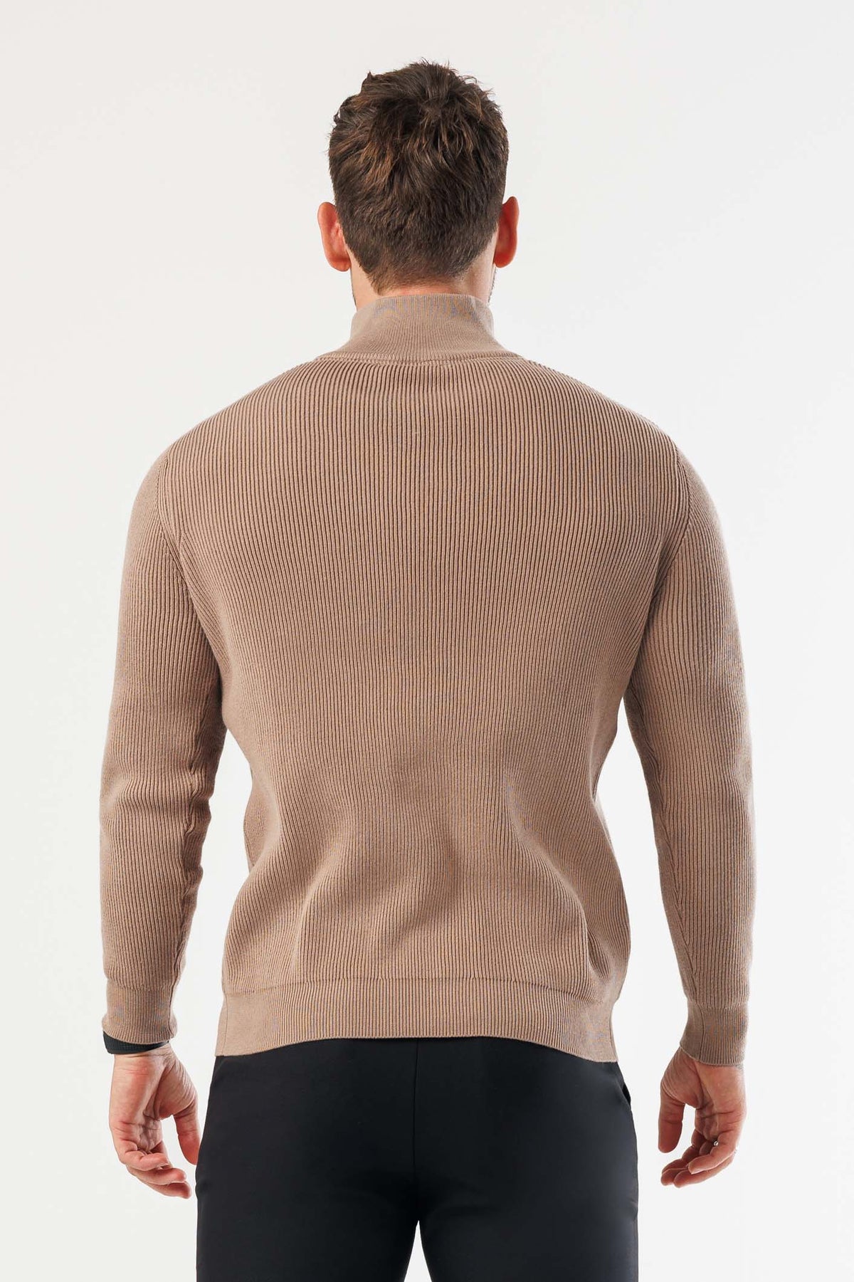 RIDGE KNIT QUARTER ZIP - BROWN