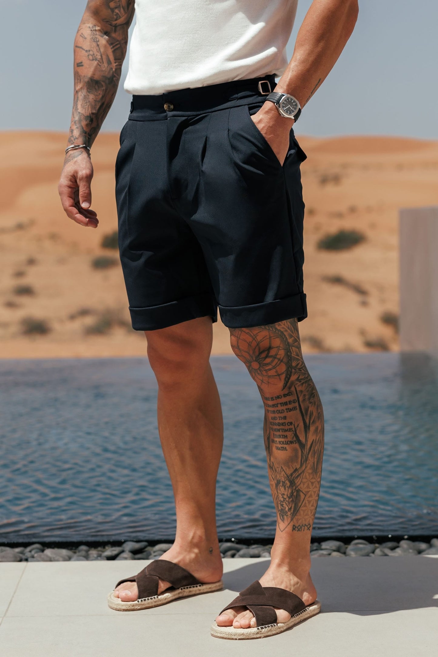 PREMIUM SIDE CINCH SHORT - BLACK