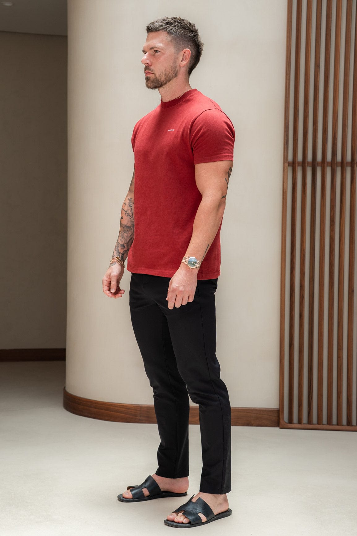 PREMIUM BASICS T-SHIRT - BURGUNDY