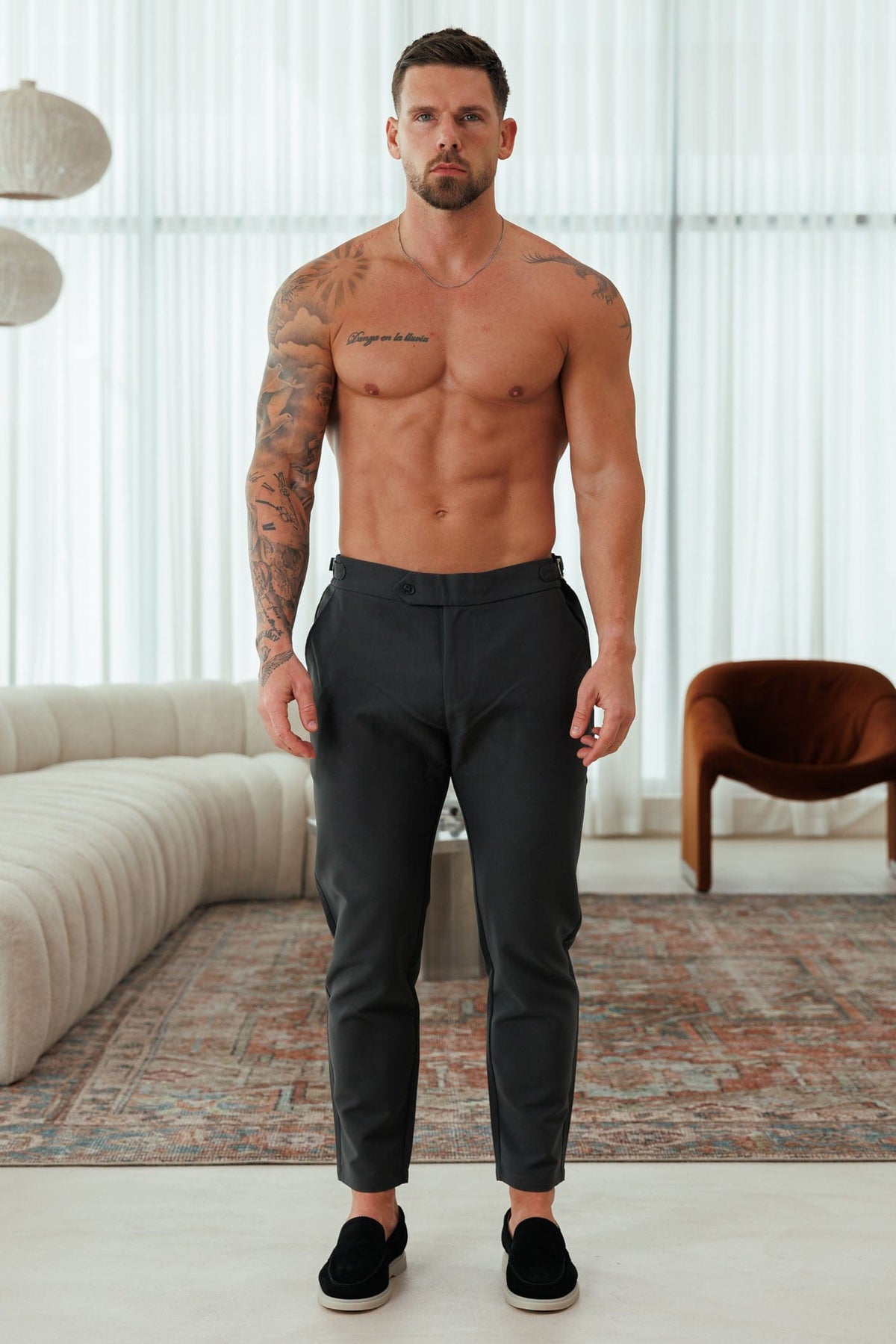 SLIM FIT PLAIN STRETCH TROUSER W/ SIDE CINCH - GREY