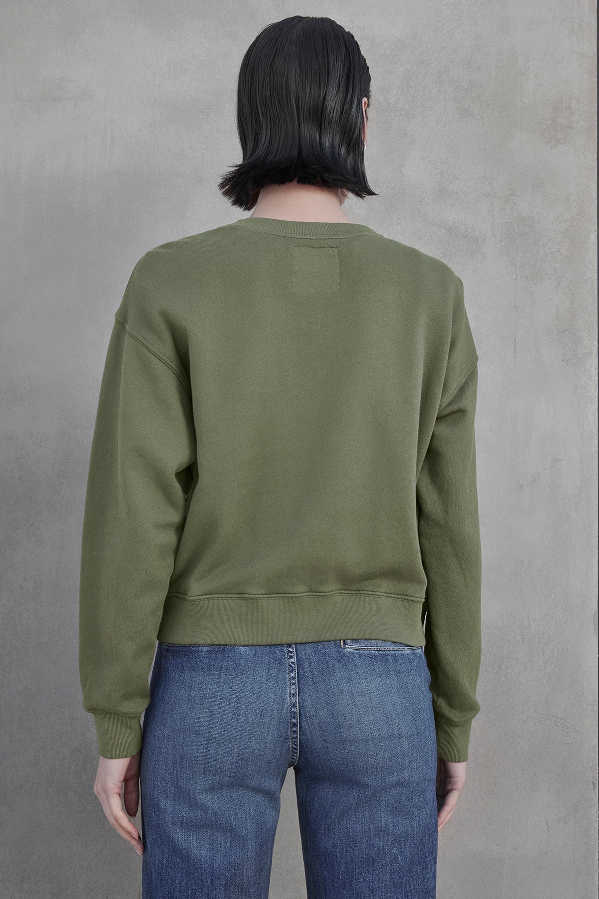 YNEZ SWEATSHIRT