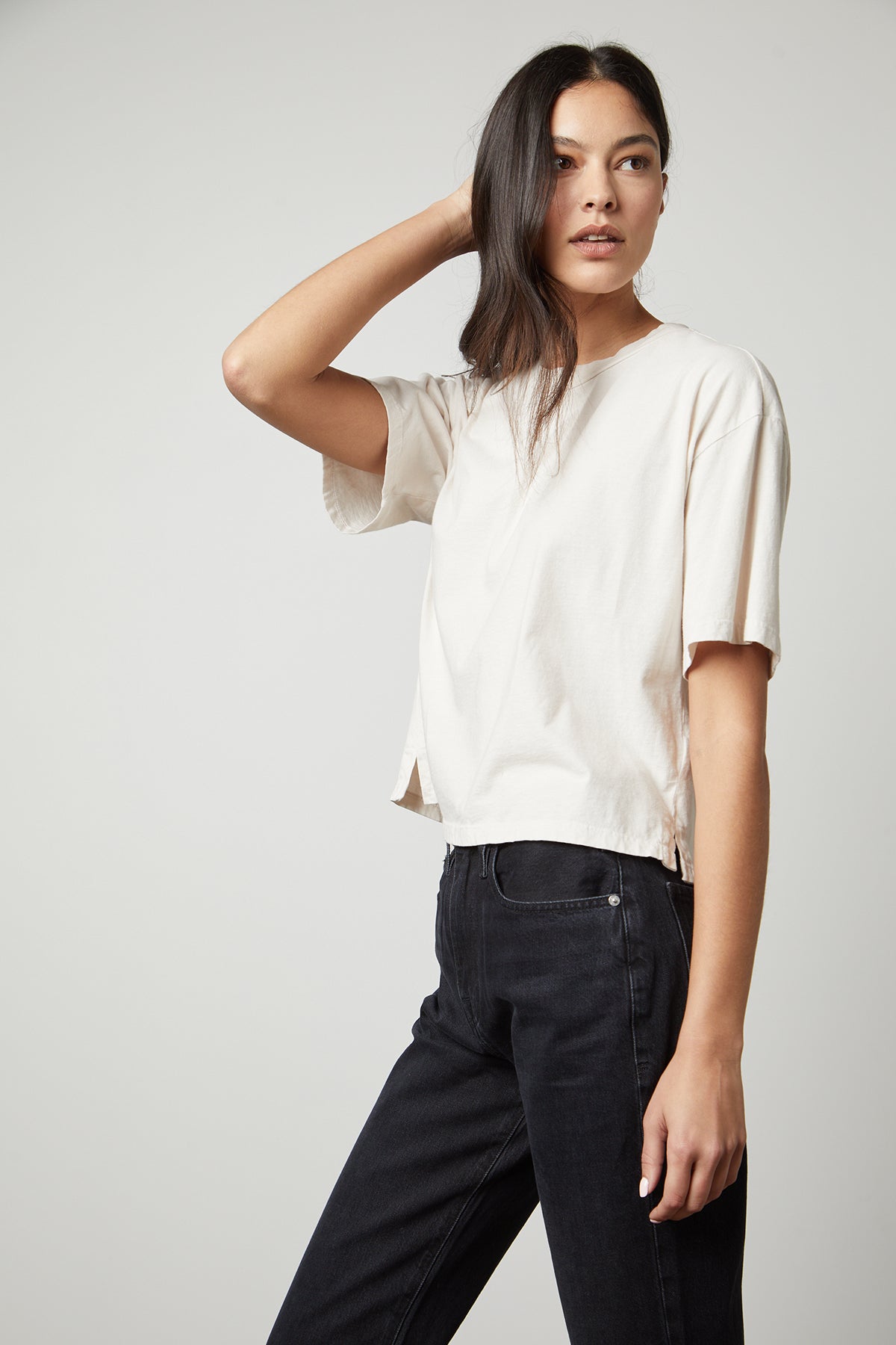 CLARAH CREW NECK TEE