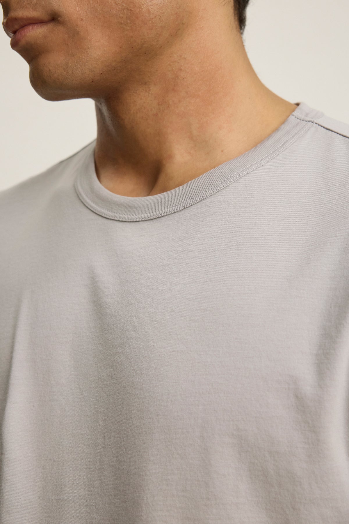 ROWLAND TEE